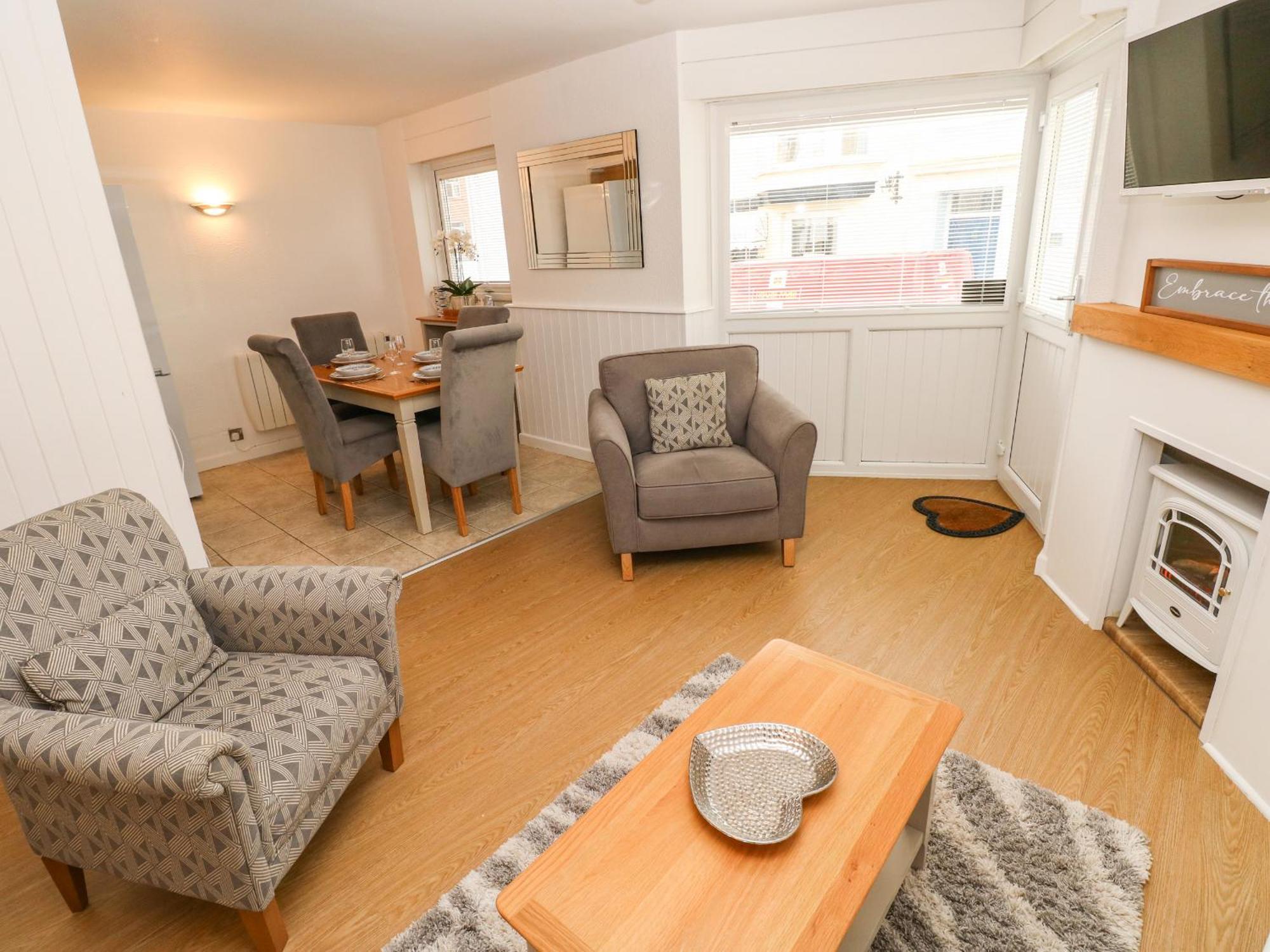 Sea Drift Apartment Tenby Exterior photo