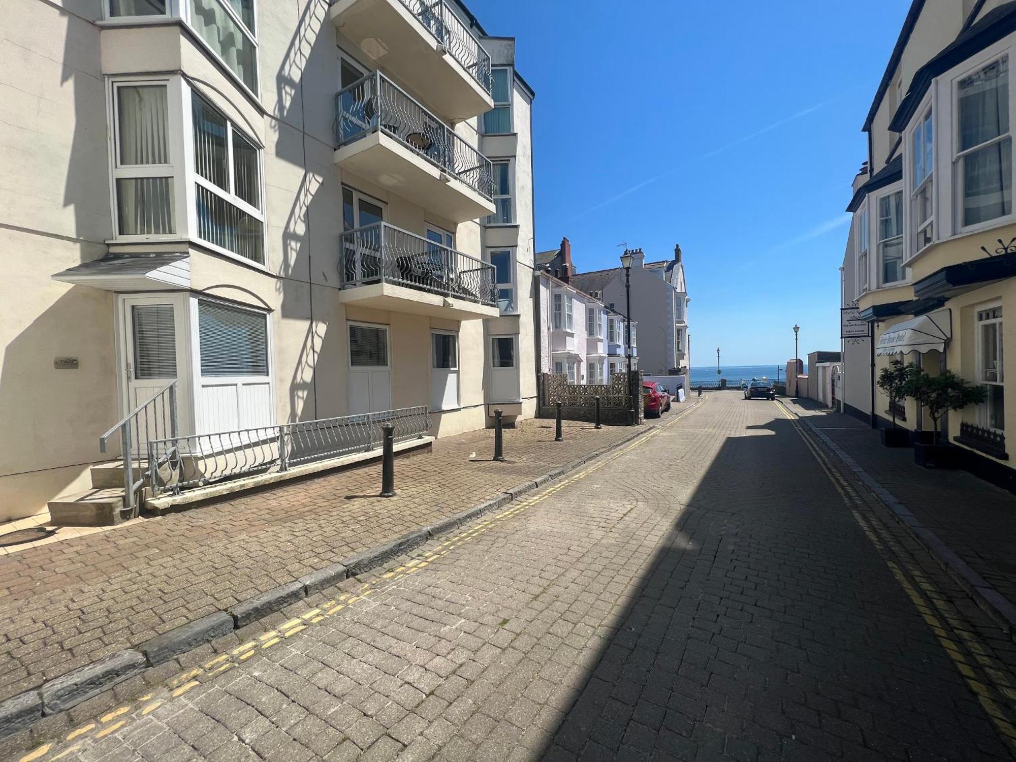 Sea Drift Apartment Tenby Exterior photo